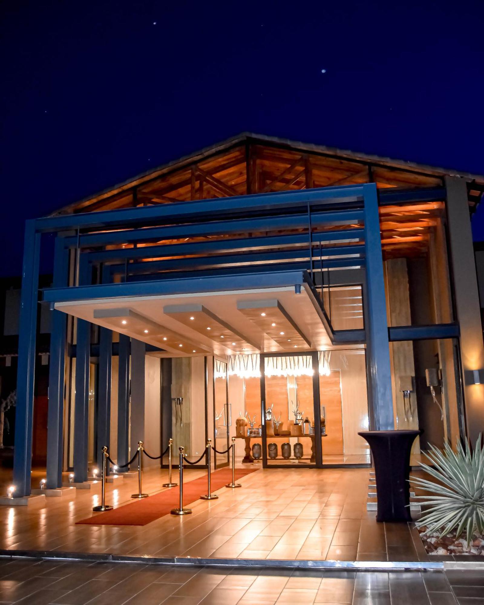 Palala Boutique Game Lodge And Spa Tom Burke Exterior photo