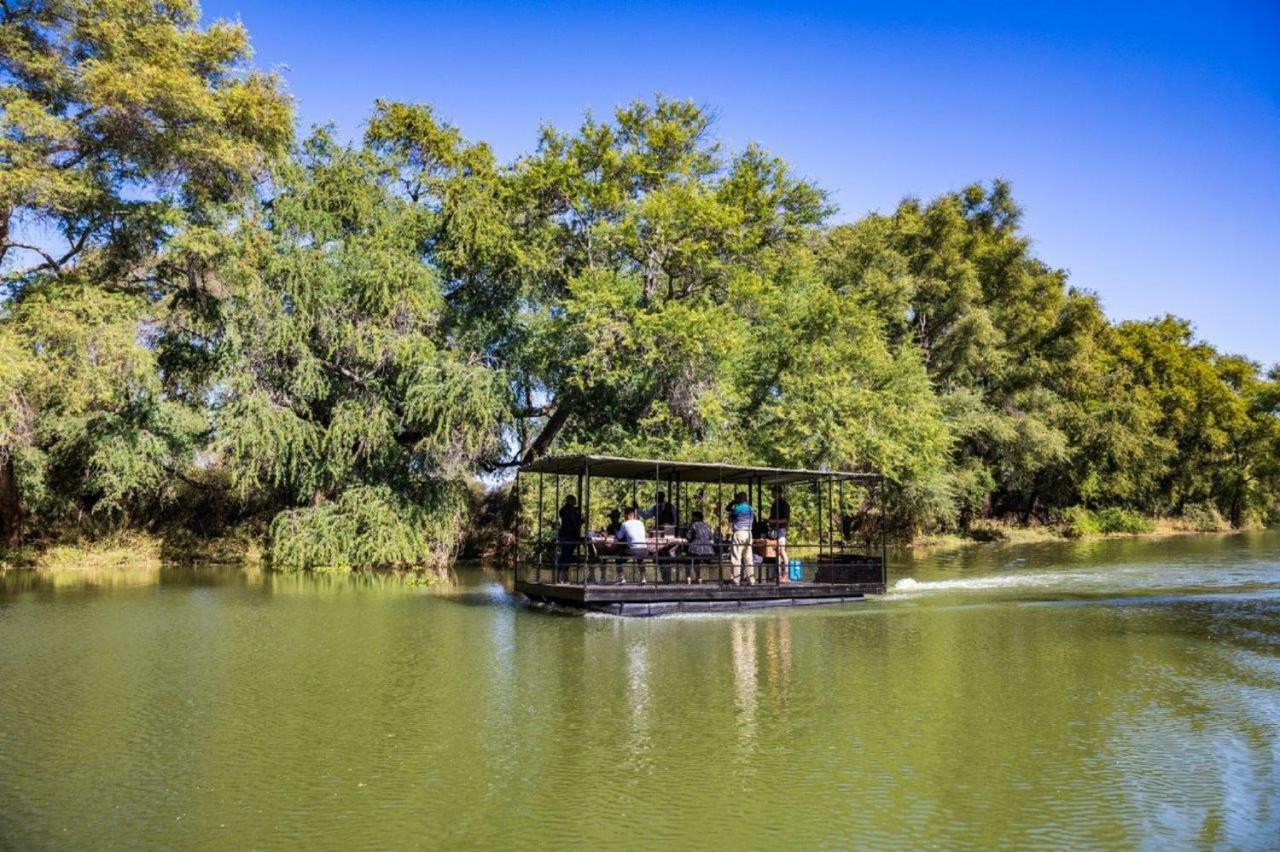 Palala Boutique Game Lodge And Spa Tom Burke Exterior photo